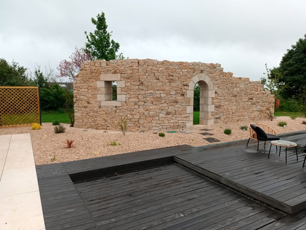 David Megret maçon à Saint-Brieuc dans les Côtes d'Armor spécialiste pose et taille de pierre
